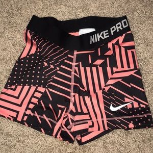 NIKE PRO